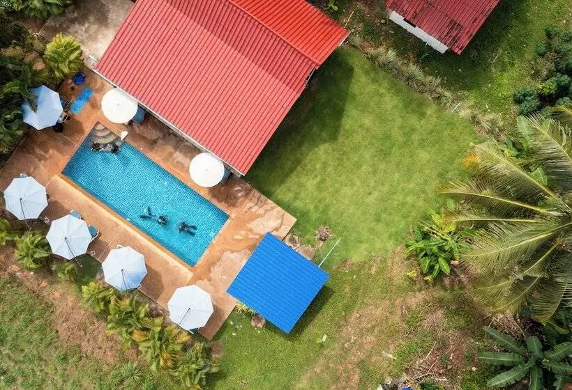 Mook Lanta Eco Resort