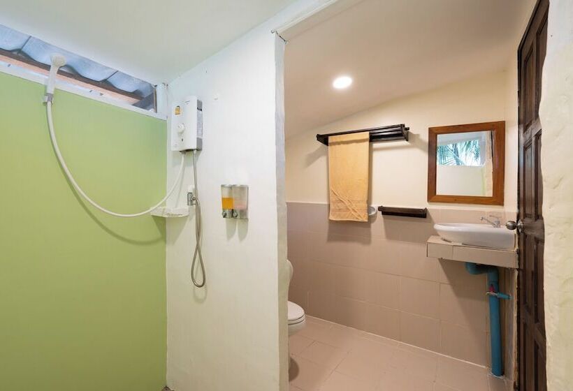 Mook Lanta Eco Resort