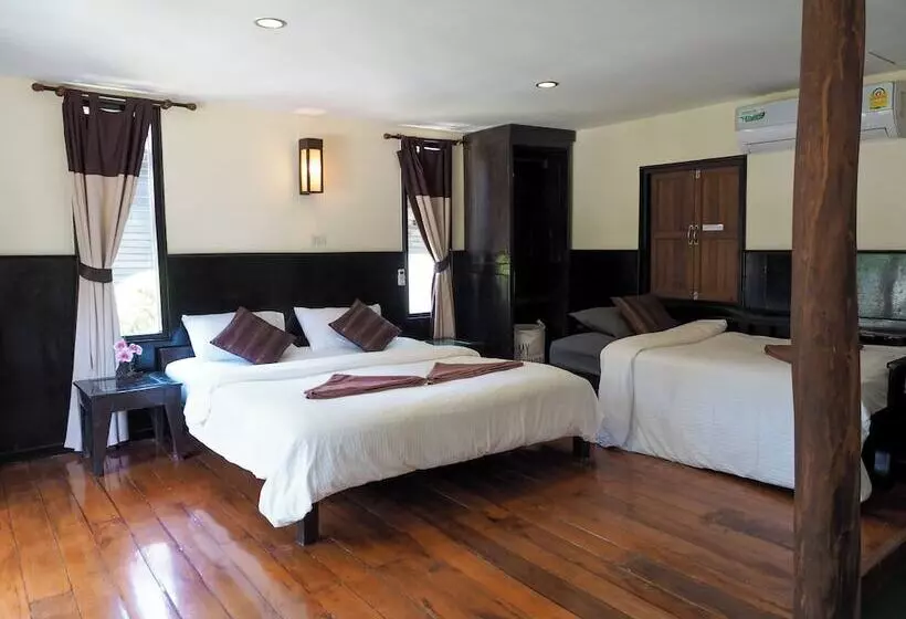 Mook Lanta Eco Resort