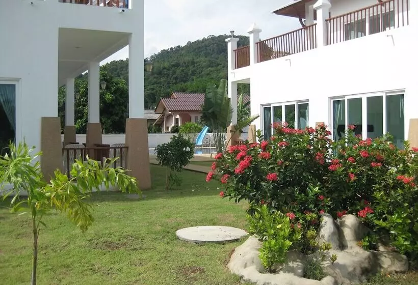 Nadivana Serviced Apartments