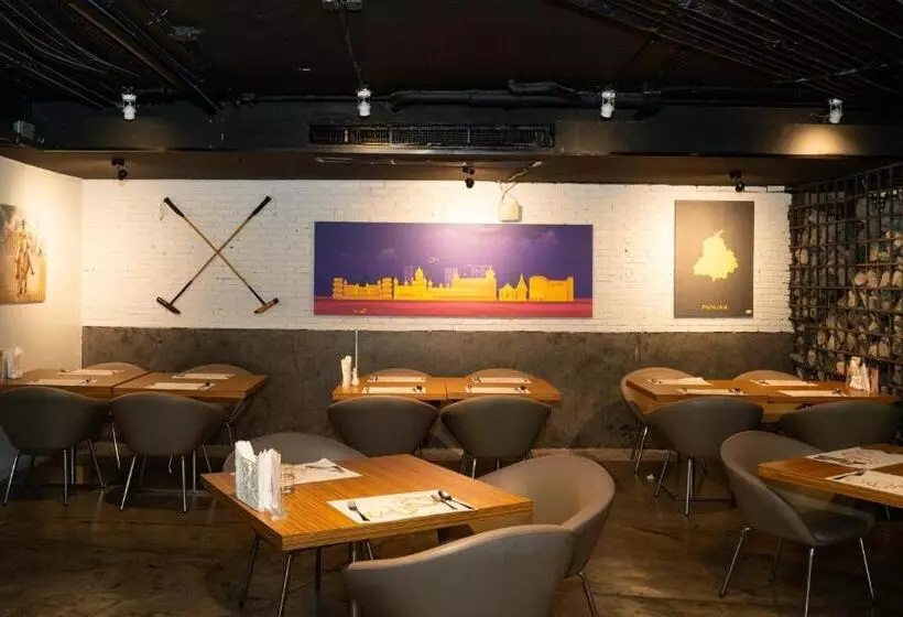 Oakwood Residence Sukhumvit 24