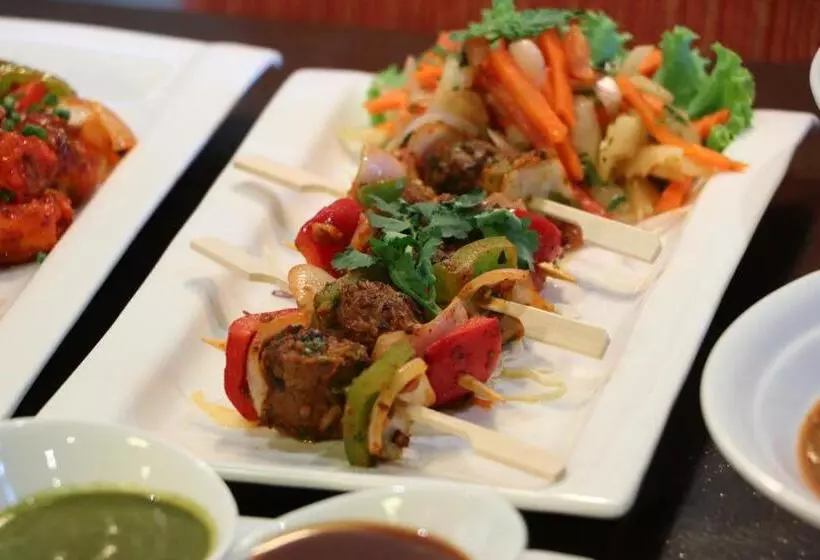 Oakwood Residence Sukhumvit 24