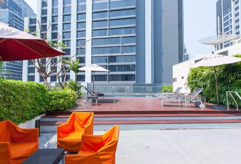 Oakwood Residence Sukhumvit 24