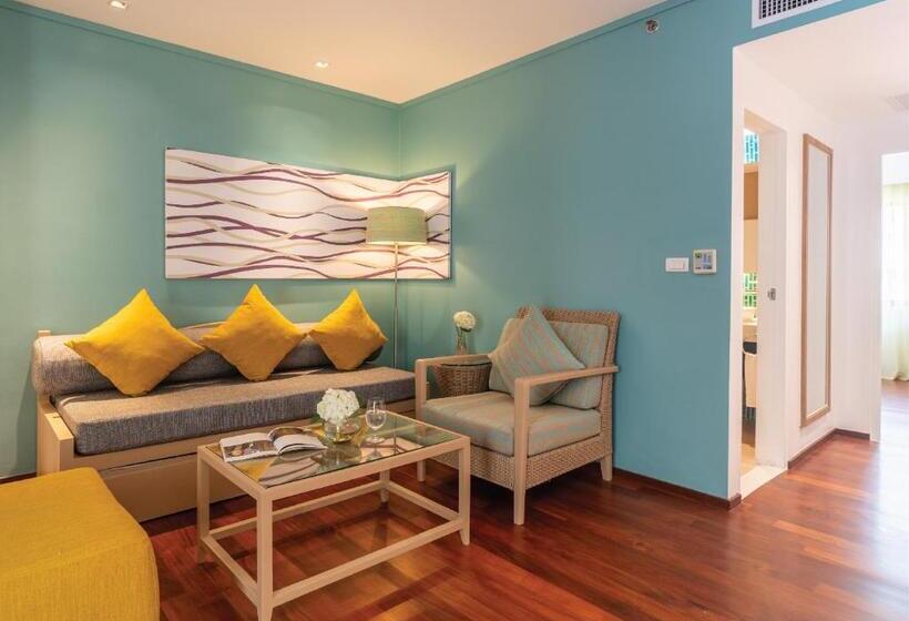 Radisson Resort And Suites Phuket