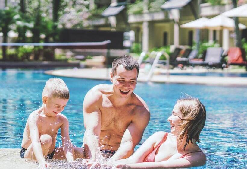 Radisson Resort And Suites Phuket