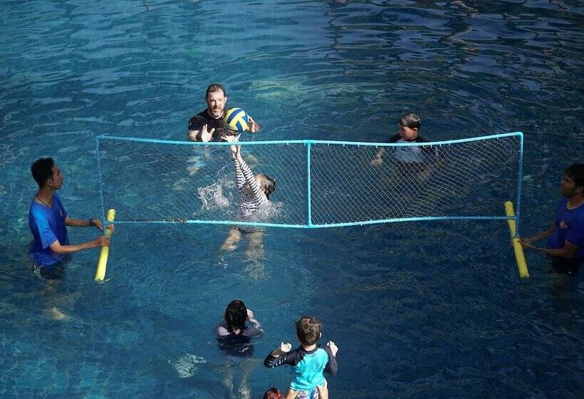 Radisson Resort And Suites Phuket