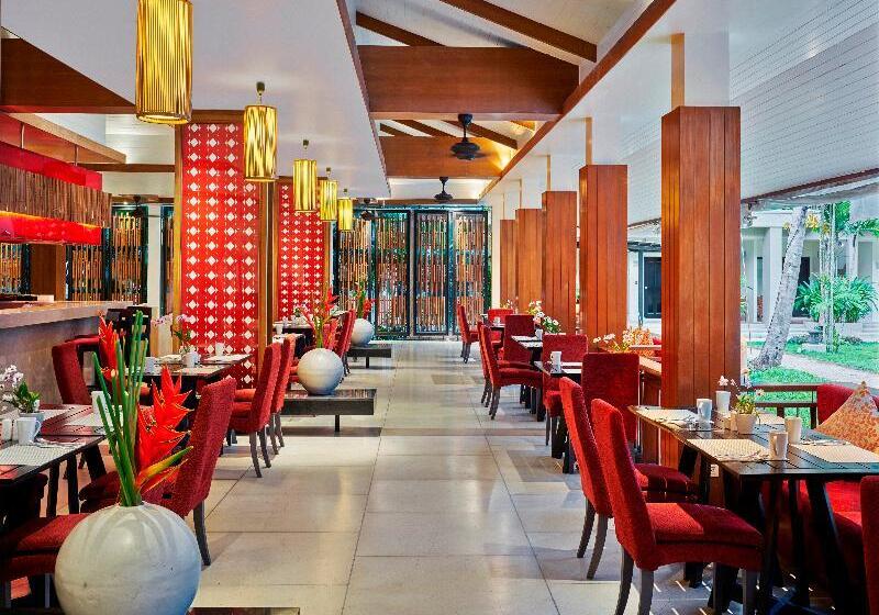 Radisson Resort And Suites Phuket