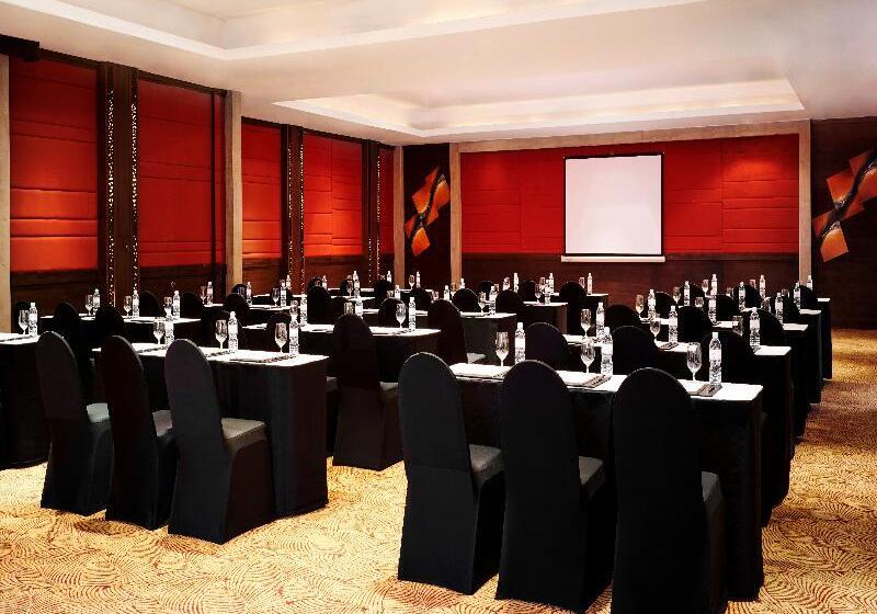 Radisson Resort And Suites Phuket