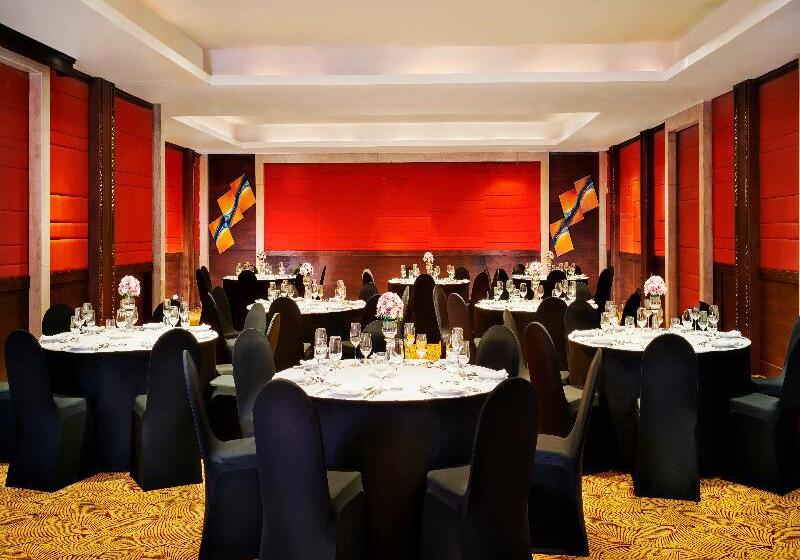 Radisson Resort And Suites Phuket