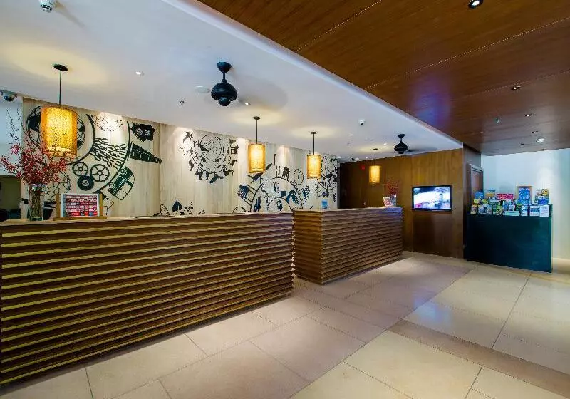 Radisson Resort And Suites Phuket