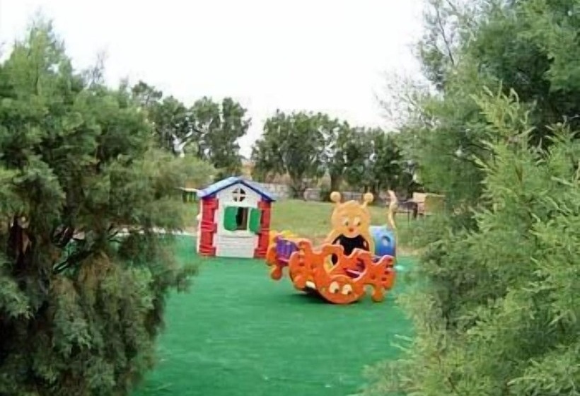 منتجع Lassion Golden Bay