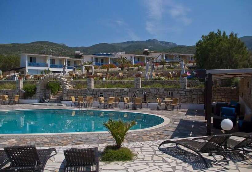 منتجع Lassion Golden Bay