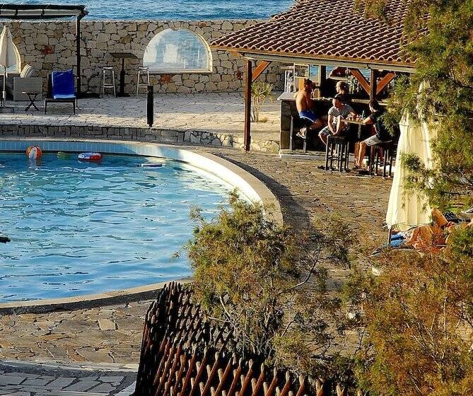 منتجع Lassion Golden Bay