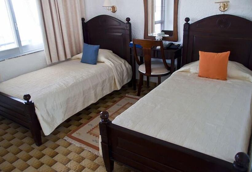 منتجع Lassion Golden Bay