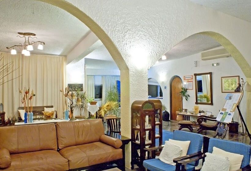 منتجع Lassion Golden Bay