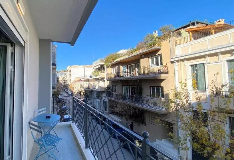 Acro Urban Suites