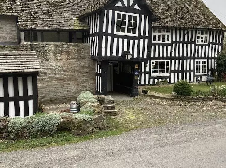 Glamping At The Homestead   Ensuite Bell Tent