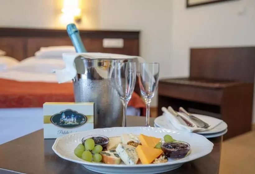 Hotelli Palota Lillafured