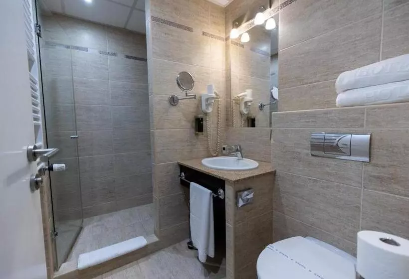 Hotelli Palota Lillafured