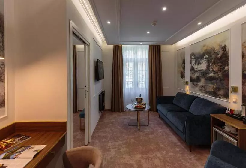 Hotelli Palota Lillafured