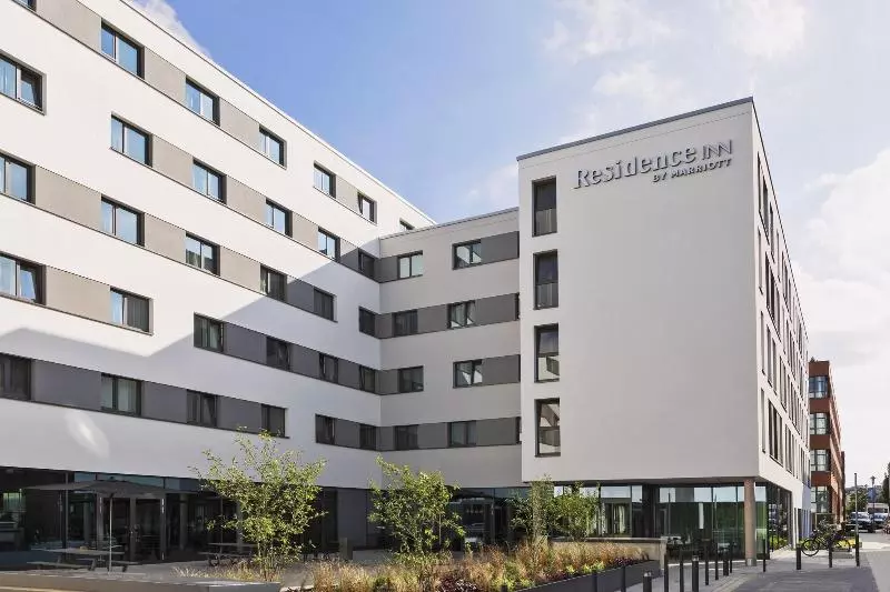 Hotelli Residence Inn By Marriott Hamburg Altona