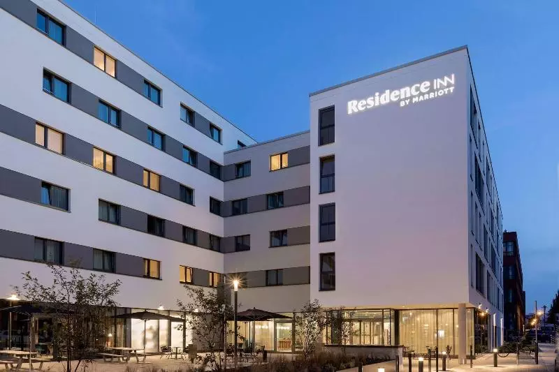 Hotelli Residence Inn By Marriott Hamburg Altona
