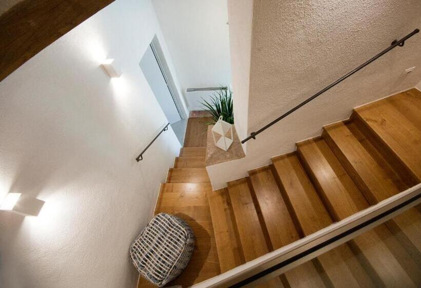 Сельский отель Agriturismo La Via Dell Oliviera