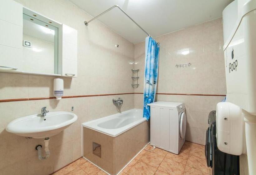 Montenegro Hostel 4u