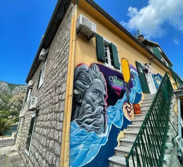 Montenegro Hostel 4u