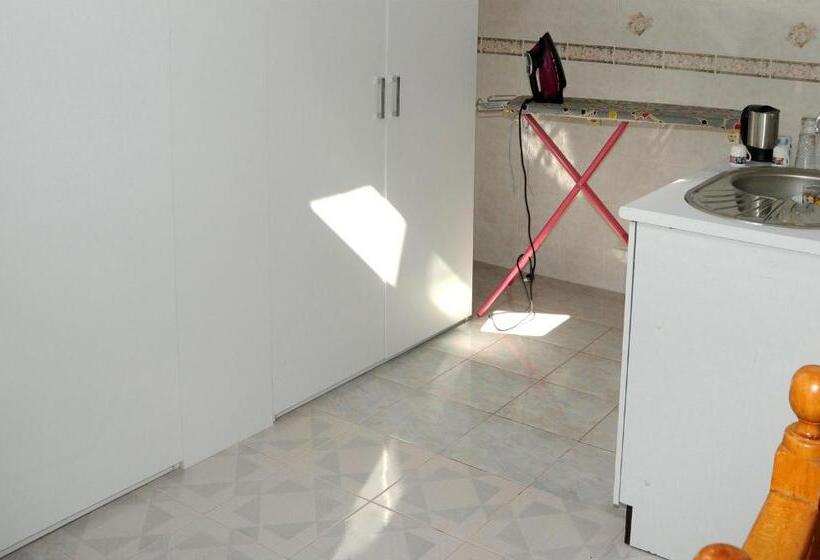 پانسیون Villa Angelos