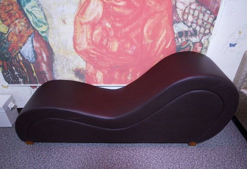 מוטל Changwon Sangnamdong Jj