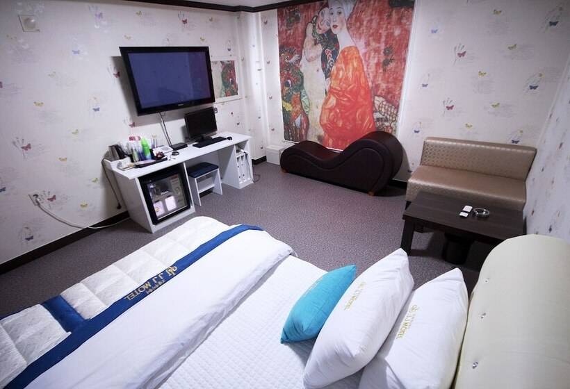 מוטל Changwon Sangnamdong Jj