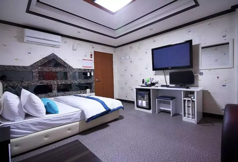 مُتل Changwon Sangnamdong Jj