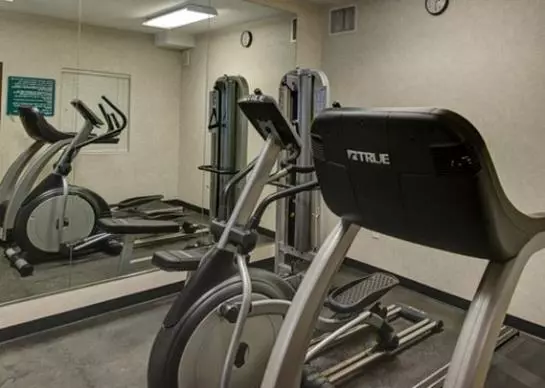 ホテル Comfort Inn And Suites Portland Airport