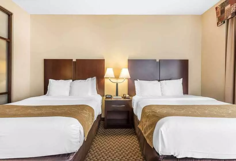 فندق Comfort Suites Charleston West Ashley