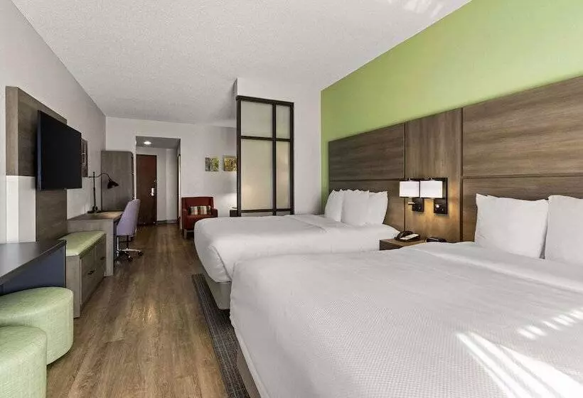 فندق Comfort Suites Charleston West Ashley