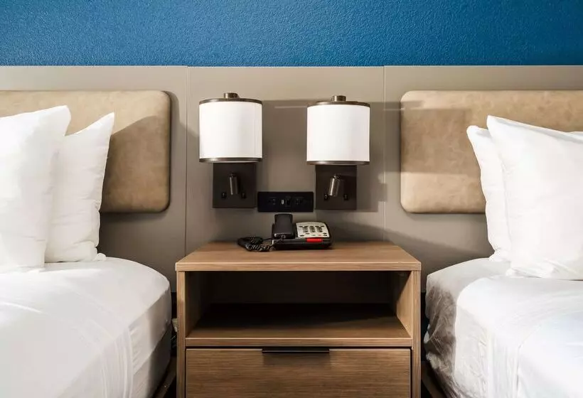 هتل Comfort Suites Columbia Northeast Fort Jackson