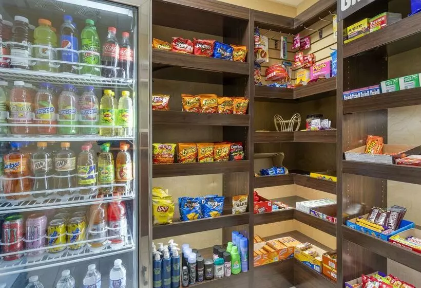 هتل Comfort Suites Columbia Northeast Fort Jackson