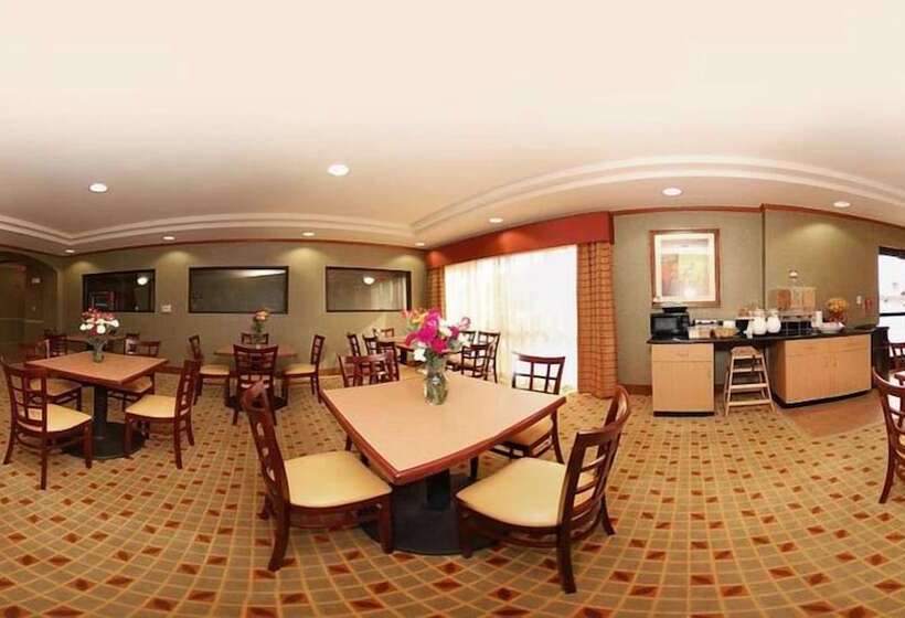 בית מלון כפרי Comfort Suites El Paso West