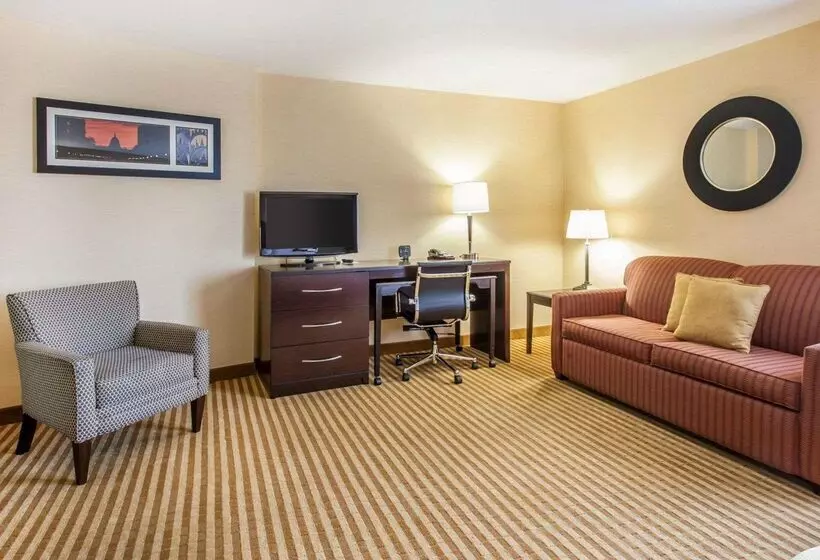 هتل Comfort Suites Wenatchee Gateway