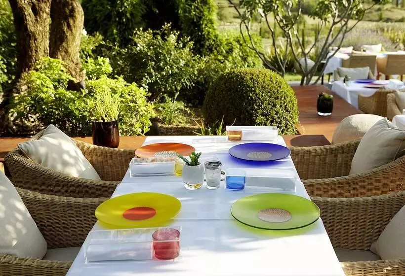 Отель Domaine Des Andéols