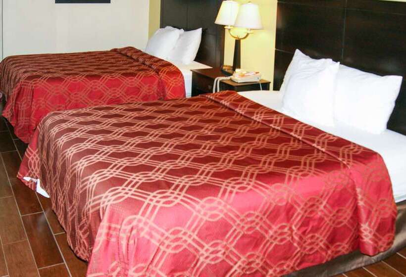 Отель Econo Lodge Inn & Suites West  Energy Corridor