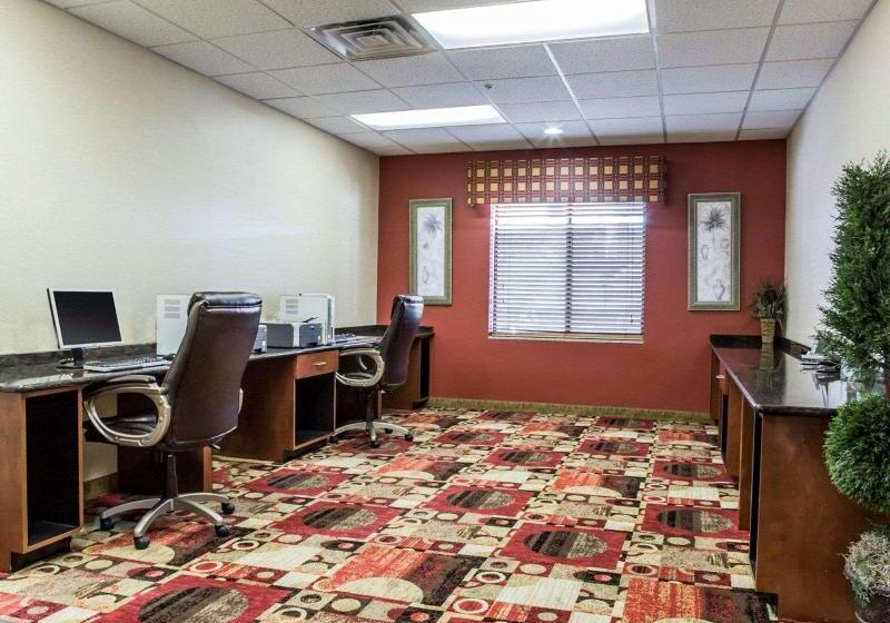 בית מלון כפרי Fairfield By Marriott Inn & Suites Greensboro Coliseum Area