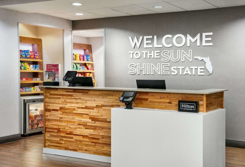 ホテル Hampton Inn Melbourne Viera