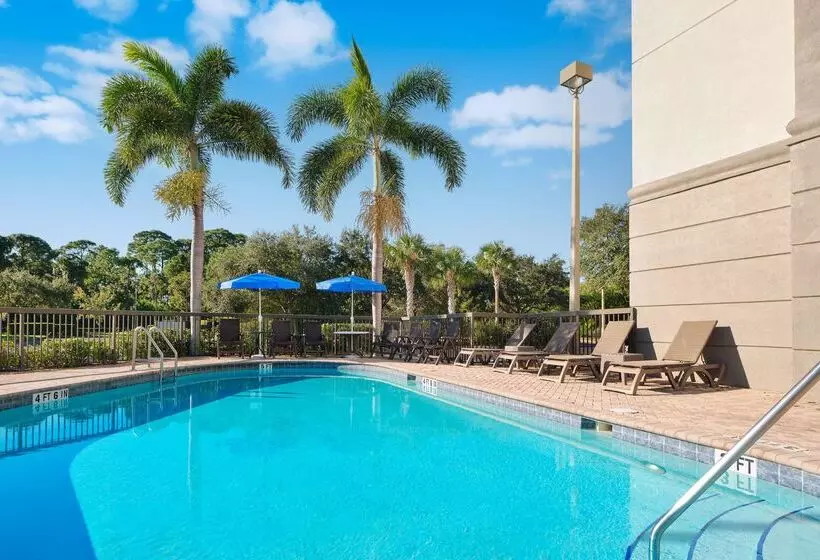 ホテル Hampton Inn Melbourne Viera