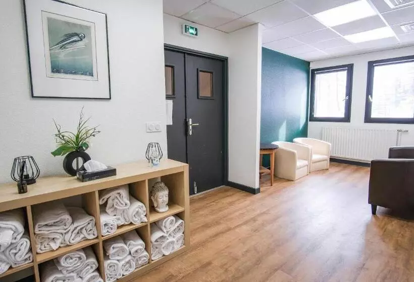 Отель Hôtel La Plagne Le Terra Nova