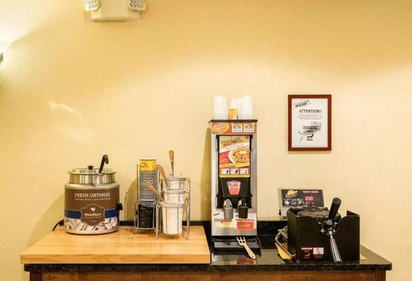 هتل Mainstay Suites Dover