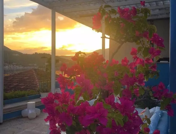 Perantzada Hotel 1811