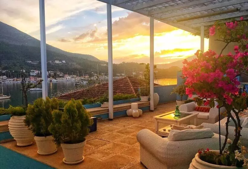 Perantzada Hotel 1811