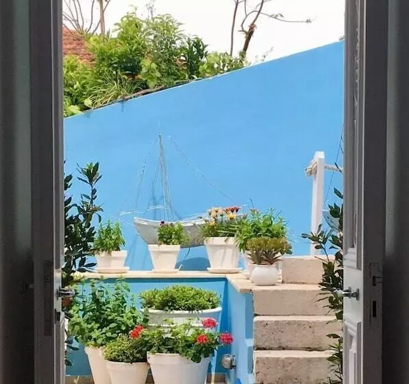 Perantzada Hotel 1811